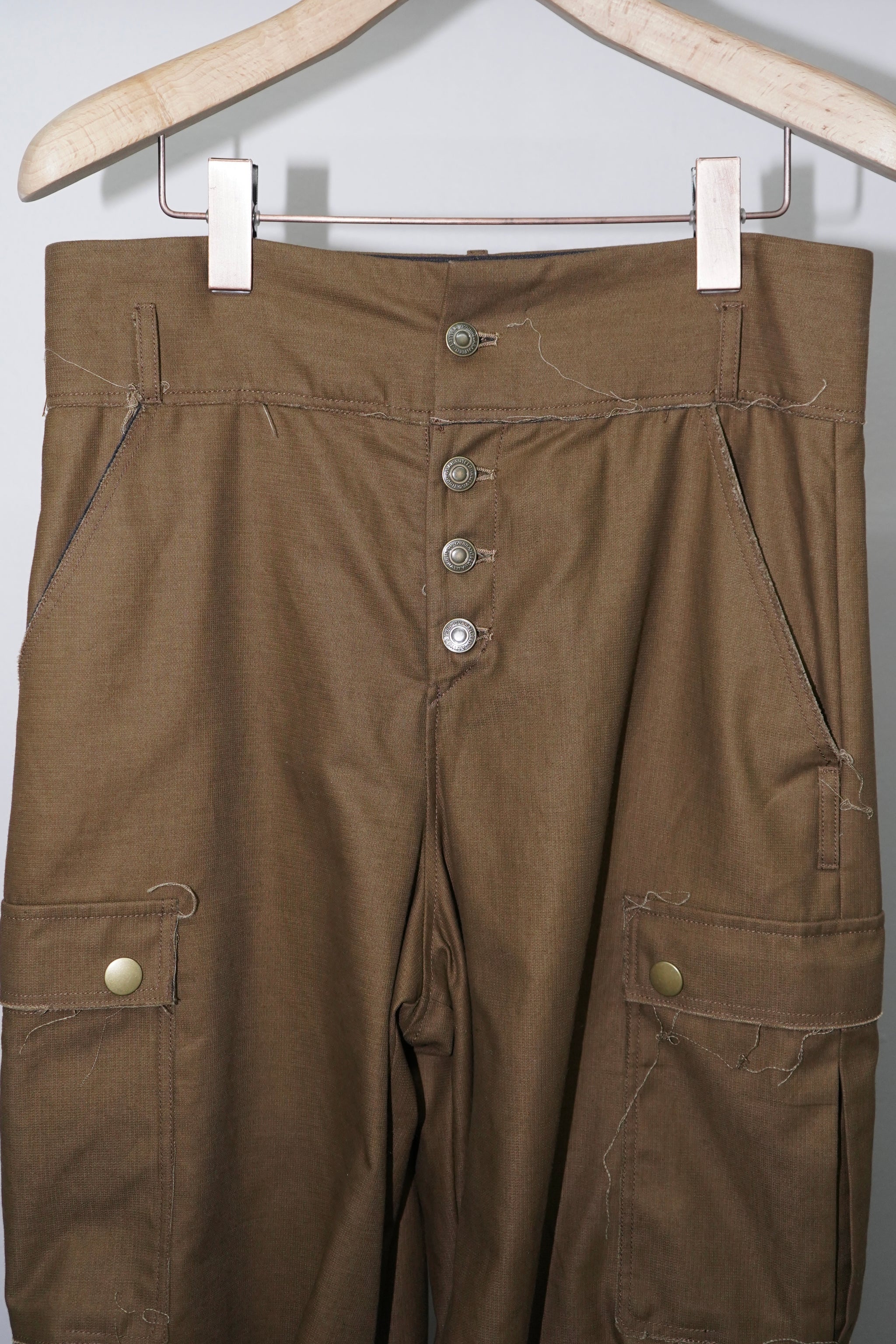 ANTIQUE MILITARY CARGO PANTS (BROWN) – blank